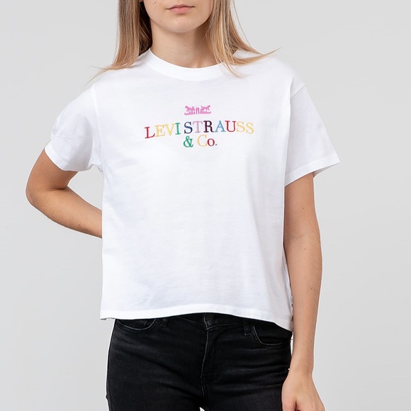 Levi's 90's Varsity Boxy Mild Crop‎ Tee Women’s Sz M - Picture 1 of 7